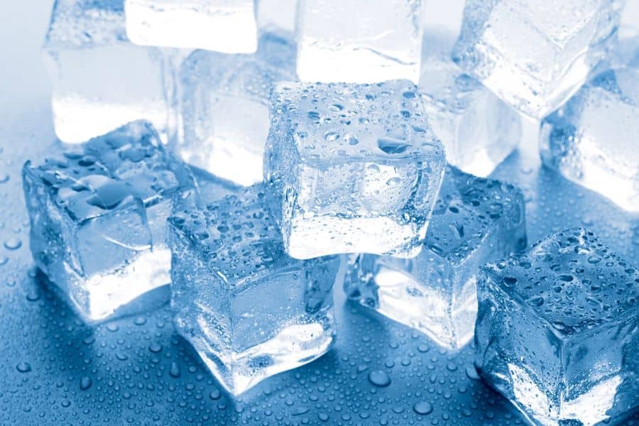 What is the freezing point of water in Fahrenheit?