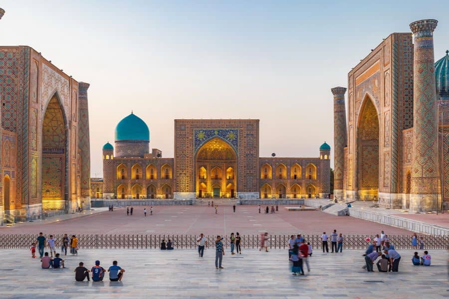 The city of Samarkand is in which modern country?