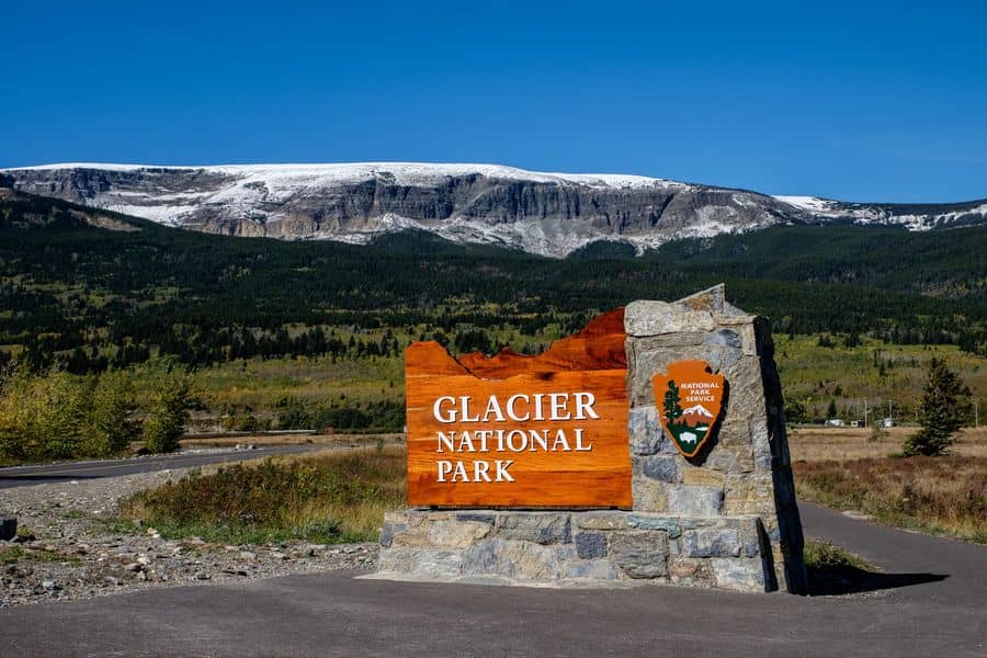 Which U.S. state is home to Glacier National Park?
