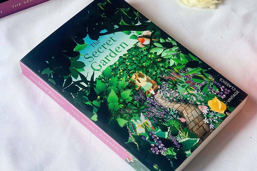 Who wrote The Secret Garden?